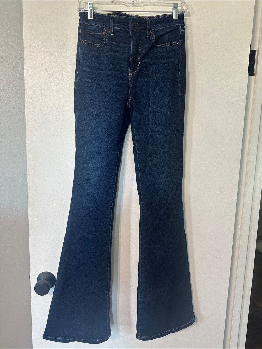 American Eagle Flare Jeans women’s 2 Xtra-Long